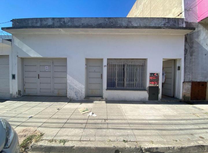 Casa · 200m² · 5 Ambientes