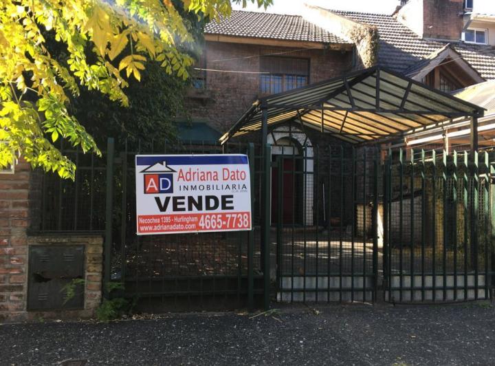 Casa · 112m² · 4 Ambientes · 1 Cochera