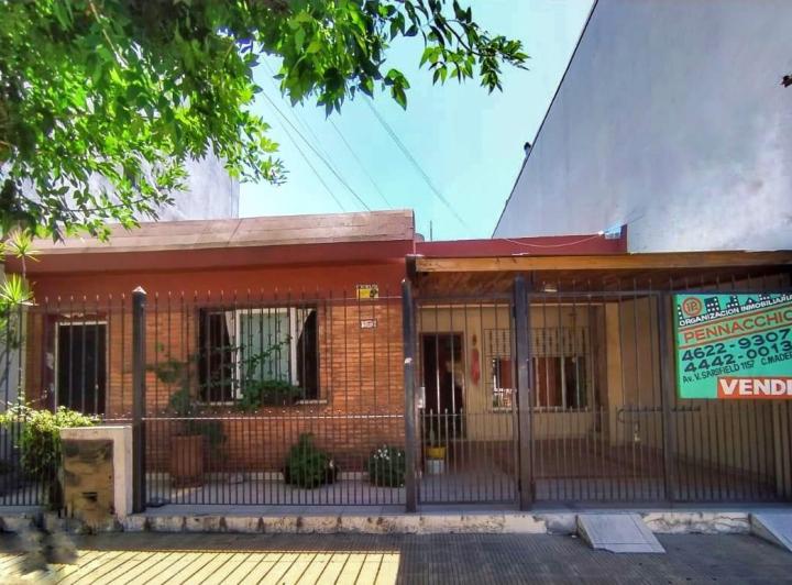 Casa · 120m² · 4 Ambientes · 1 Cochera