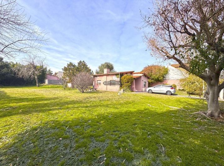 Casa · 110m² · 2 Ambientes · 1 Cochera