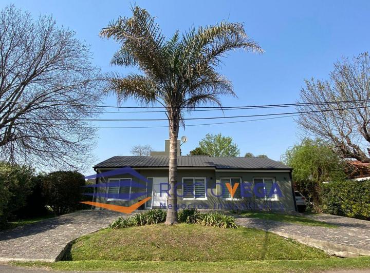 Casa · 140m² · 3 Ambientes · 1 Cochera