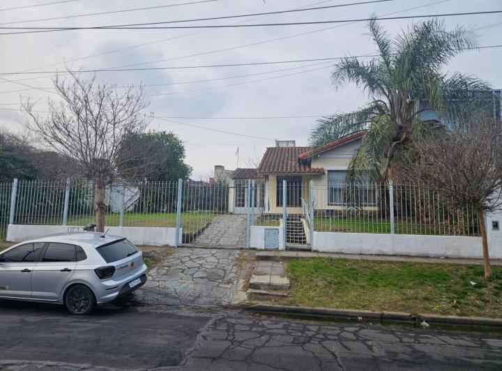 Casa · 88m² · 3 Ambientes · 1 Cochera