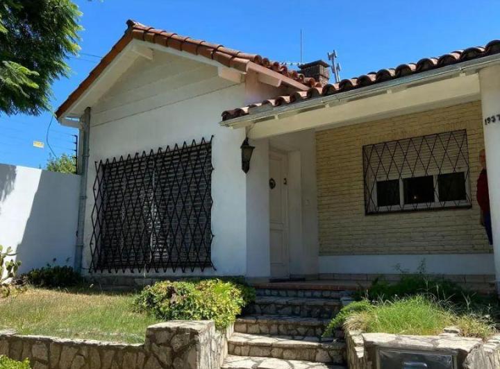 Casa · 120m² · 4 Ambientes · 1 Cochera