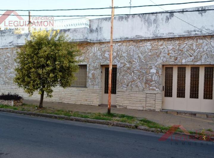 Casa · 145m² · 3 Ambientes · 1 Cochera