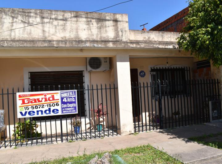 Casa · 120m² · 4 Ambientes · 1 Cochera