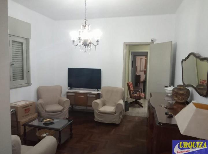 Casa · 106m² · 4 Ambientes · 1 Cochera