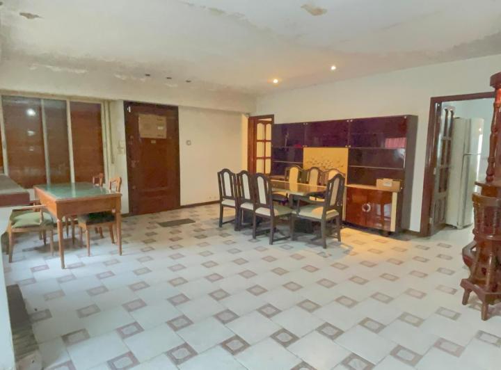 Casa · 144m² · 4 Ambientes · 1 Cochera