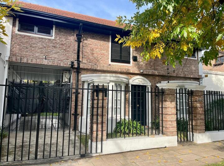 Casa · 151m² · 4 Ambientes · 3 Cocheras