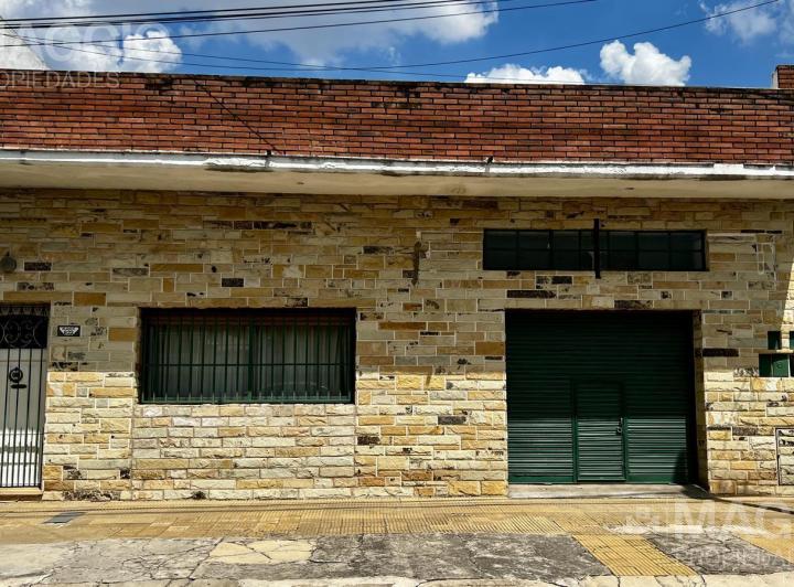 Casa · 150m² · 4 Ambientes · 1 Cochera