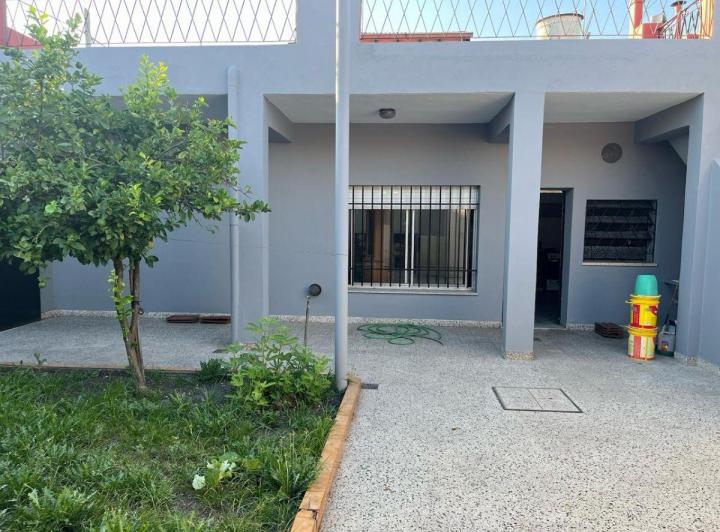 Casa · 150m² · 3 Ambientes · 1 Cochera