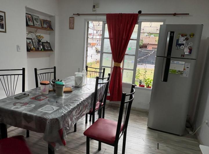 Casa · 140m² · 5 Ambientes · 1 Cochera