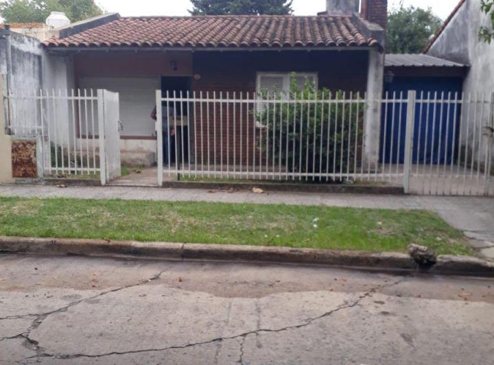 Casa · 80m² · 3 Ambientes · 1 Cochera
