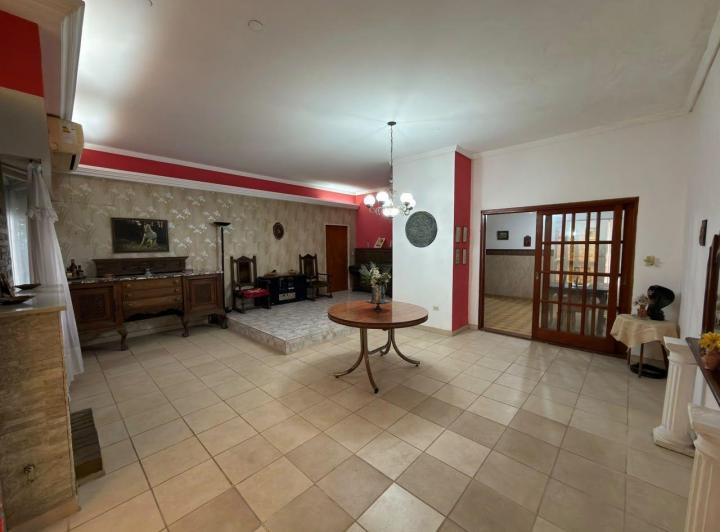Casa · 147m² · 3 Ambientes · 1 Cochera