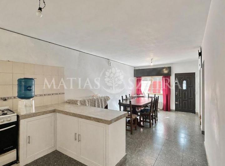 Casa · 150m² · 4 Ambientes · 2 Cocheras