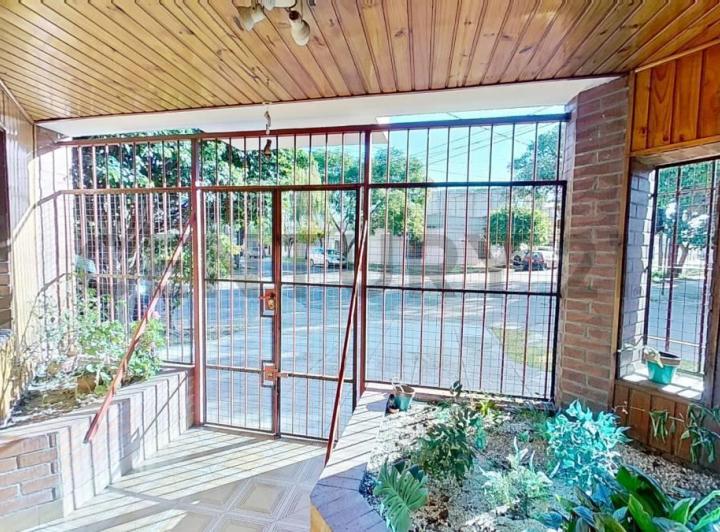 Casa · 174m² · 4 Ambientes · 1 Cochera