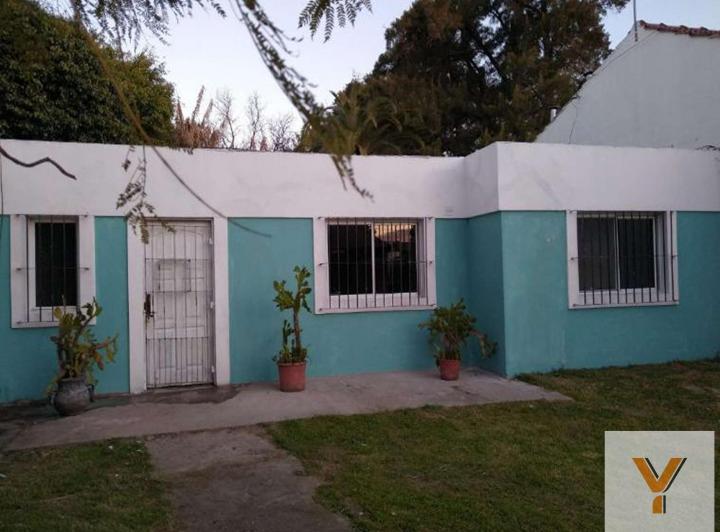 Casa · 80m² · 3 Ambientes · 1 Cochera