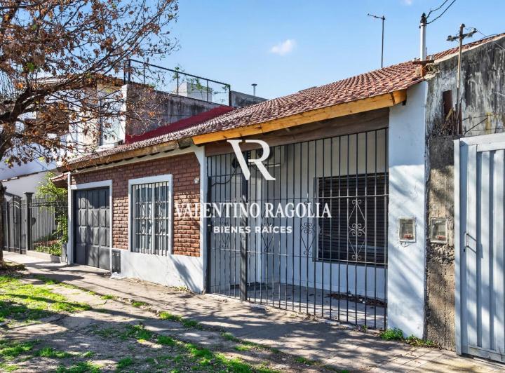 Casa · 135m² · 4 Ambientes · 1 Cochera