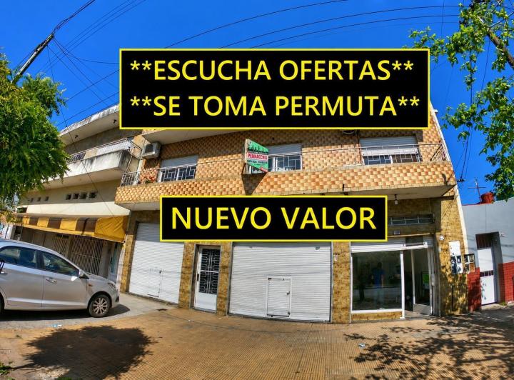 Casa · 310m² · 3 Dormitorios · 2 Cocheras