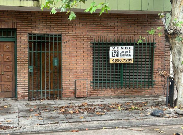 Casa · 127m² · 4 Ambientes · 1 Cochera