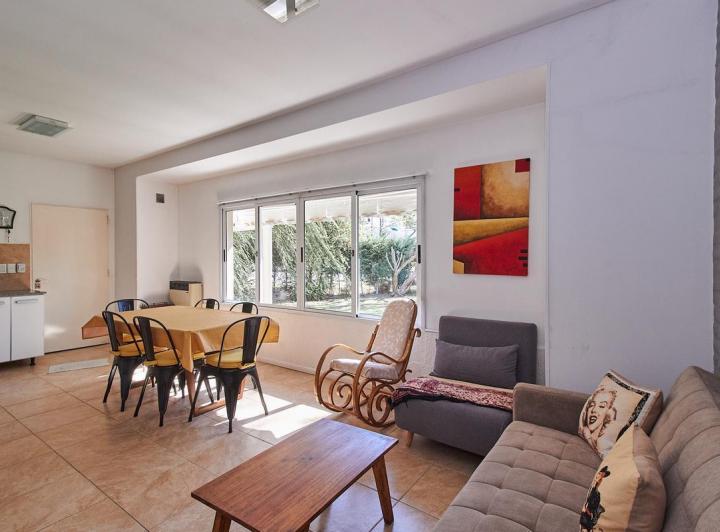 Casa · 78m² · 3 Ambientes · 2 Cocheras