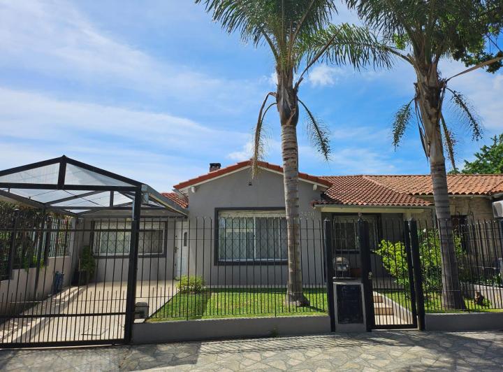 Casa · 157m² · 4 Ambientes · 1 Cochera