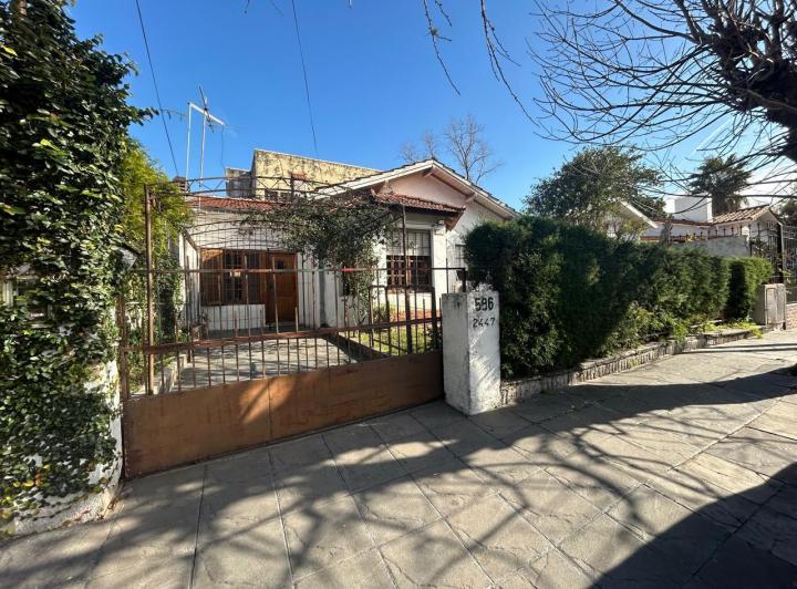 Casa · 120m² · 4 Ambientes · 1 Cochera