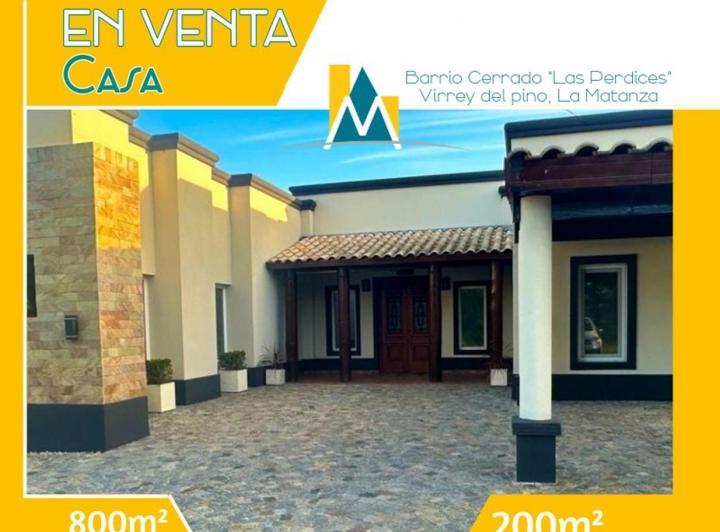 Casa · 200m² · 4 Ambientes · 2 Cocheras