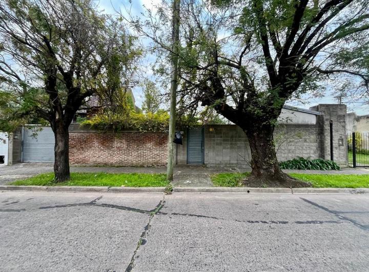 Casa · 161m² · 4 Ambientes · 4 Cocheras