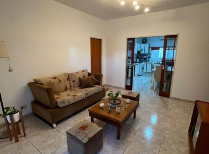 Casa · 115m² · 3 Ambientes · 1 Cochera