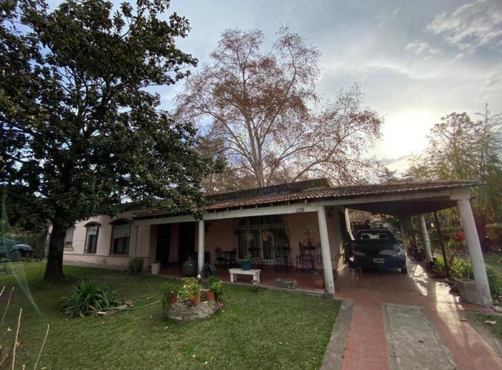 Casa · 328m² · 6 Ambientes