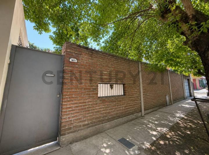 Casa · 165m² · 4 Ambientes · 1 Cochera