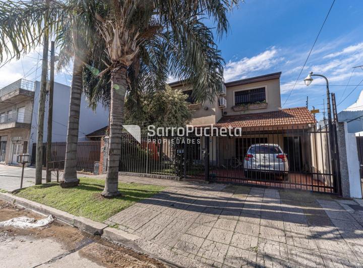 Casa · 189m² · 6 Ambientes · 2 Cocheras