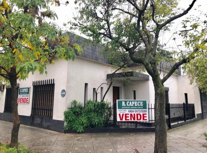 Casa · 100m² · 3 Ambientes · 1 Cochera