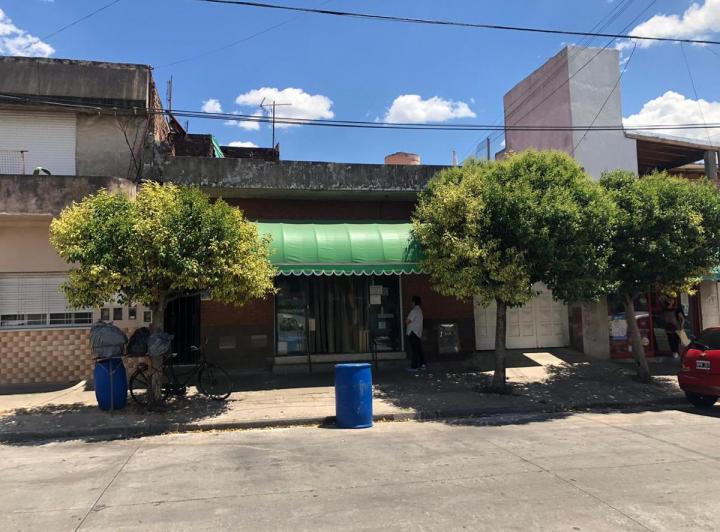 Casa · 110m² · 2 Ambientes · 1 Cochera