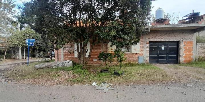 Casa · 145m² · 7 Ambientes · 1 Cochera