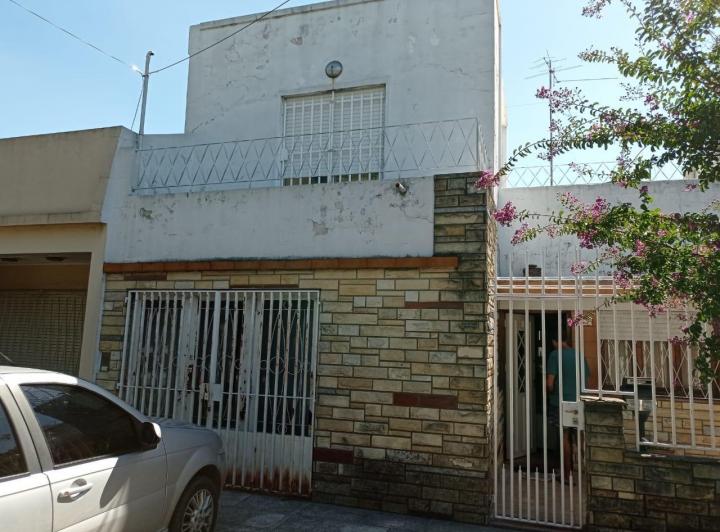 Casa · 150m² · 4 Ambientes · 1 Cochera