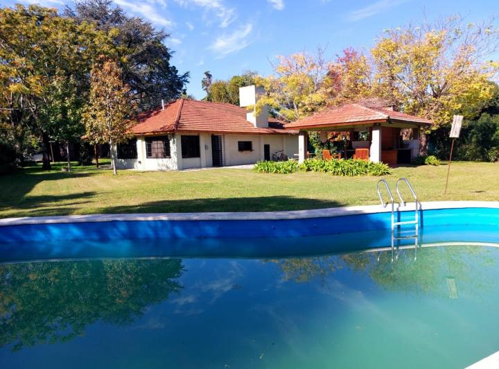 Casa · 125m² · 6 Ambientes · 1 Cochera