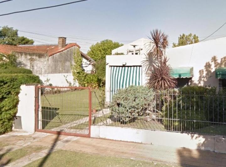Casa · 120m² · 2 Ambientes · 2 Cocheras