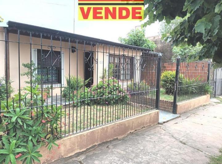 Casa · 1m² · 7 Ambientes · 2 Cocheras