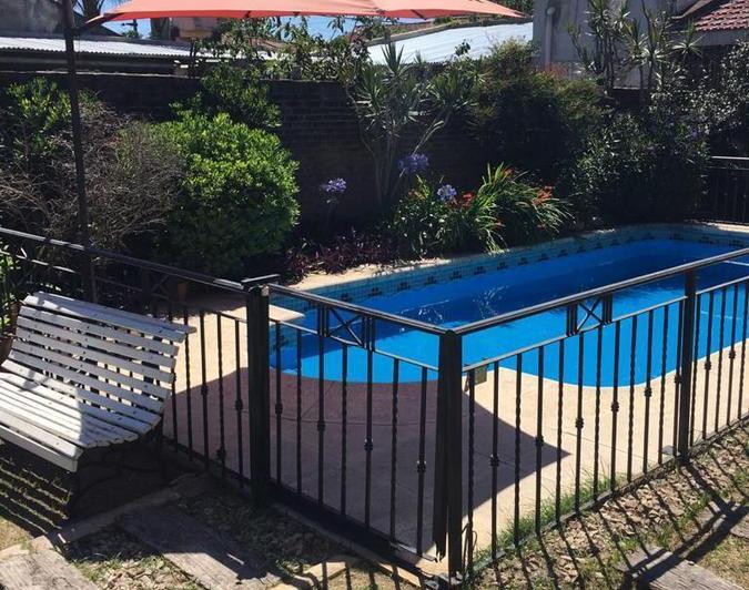 Casa · 300m² · 6 Ambientes · 3 Cocheras