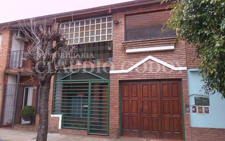 Casa · 123m² · 4 Ambientes · 1 Cochera