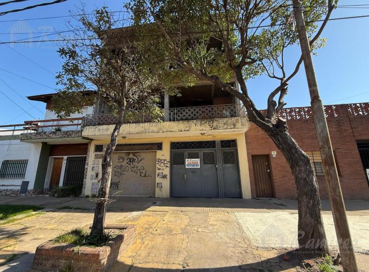Casa · 140m² · 3 Ambientes · 1 Cochera