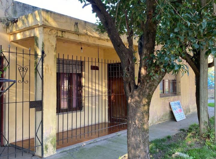 Casa · 110m² · 4 Ambientes · 1 Cochera