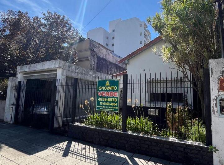 Casa · 120m² · 5 Ambientes · 1 Cochera