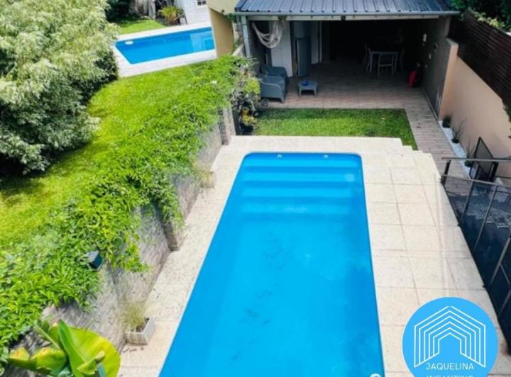 Casa · 276m² · 4 Ambientes · 1 Cochera