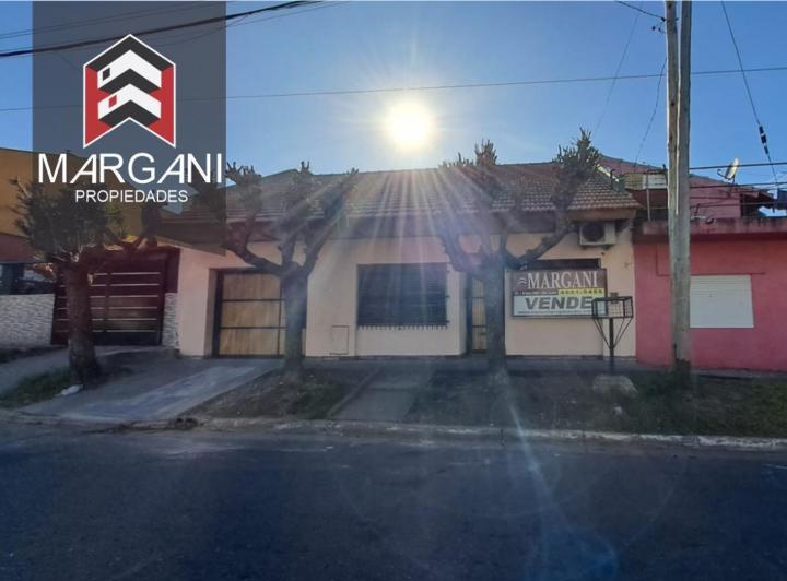 Casa · 150m² · 4 Ambientes · 1 Cochera