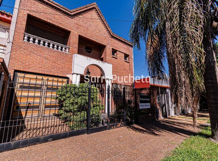 Casa · 182m² · 4 Ambientes · 1 Cochera