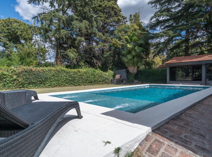 Casa · 120m² · 4 Ambientes · 2 Cocheras