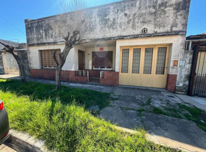 Casa · 150m² · 3 Ambientes · 1 Cochera