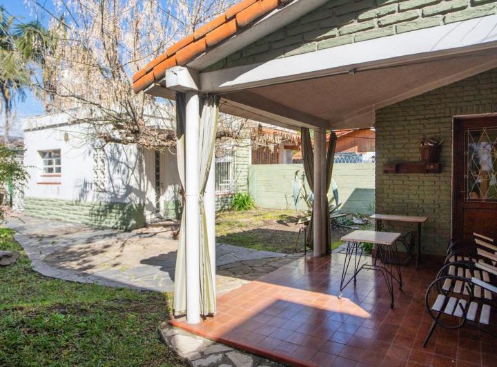 Casa · 224m² · 6 Ambientes · 1 Cochera
